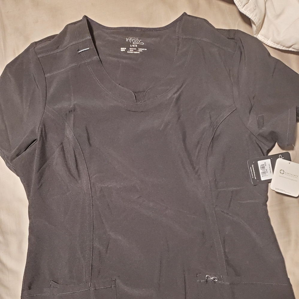 Cherokee Women's Infinity Crew Neck Scrubs Top